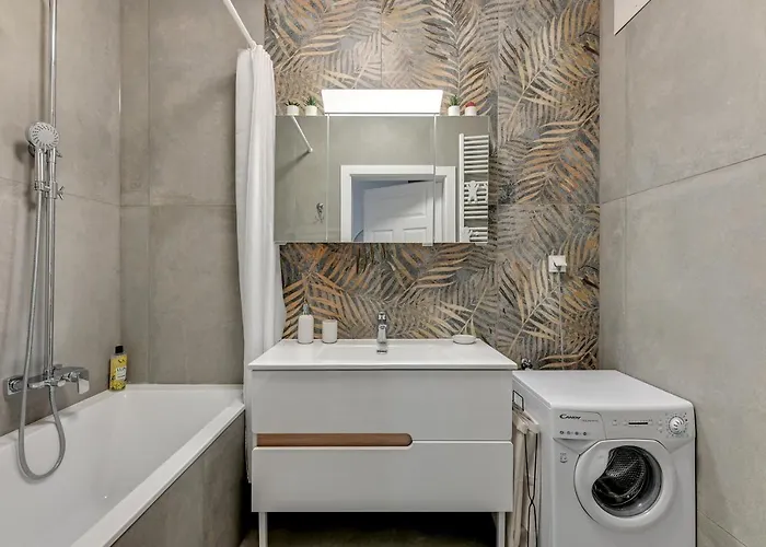 Wave - Yacht Park 3 *